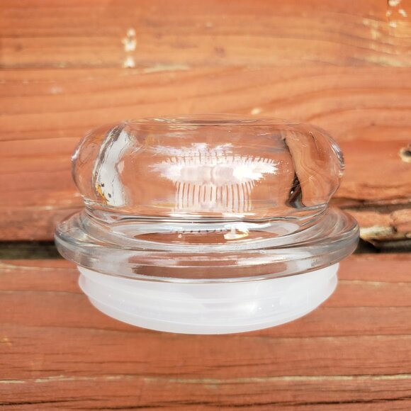 Vintage Anchor Hocking Winnie The Pooh & Piglet WINTER THEMED Glass Jar With Lid - Picture 13 of 16